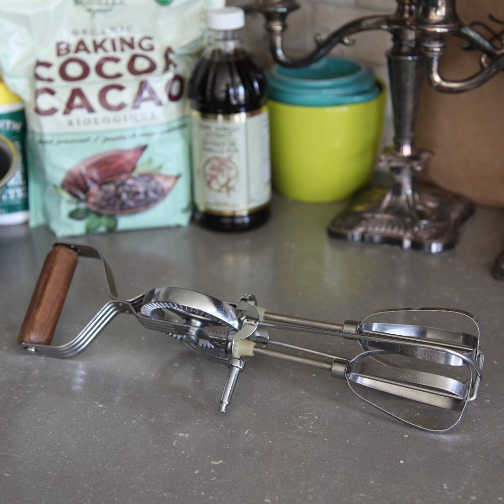 Antique Hand Mixer (Made in England)